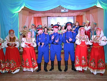 Пусть наш клуб всегда будет полон народу
